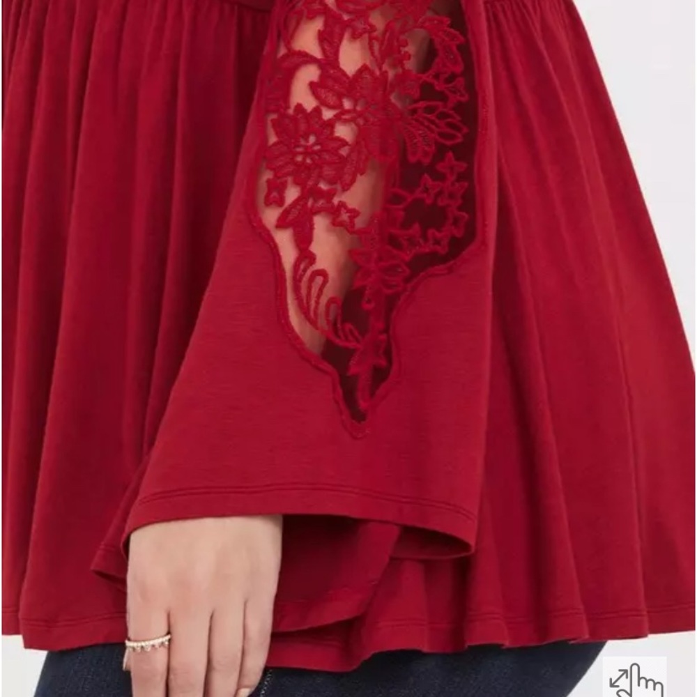 Torrid Babydoll Super Soft Scoop Neck Lace Bell Sleeve Tee Size 2 Rio Red Boho - Picture 4 of 15